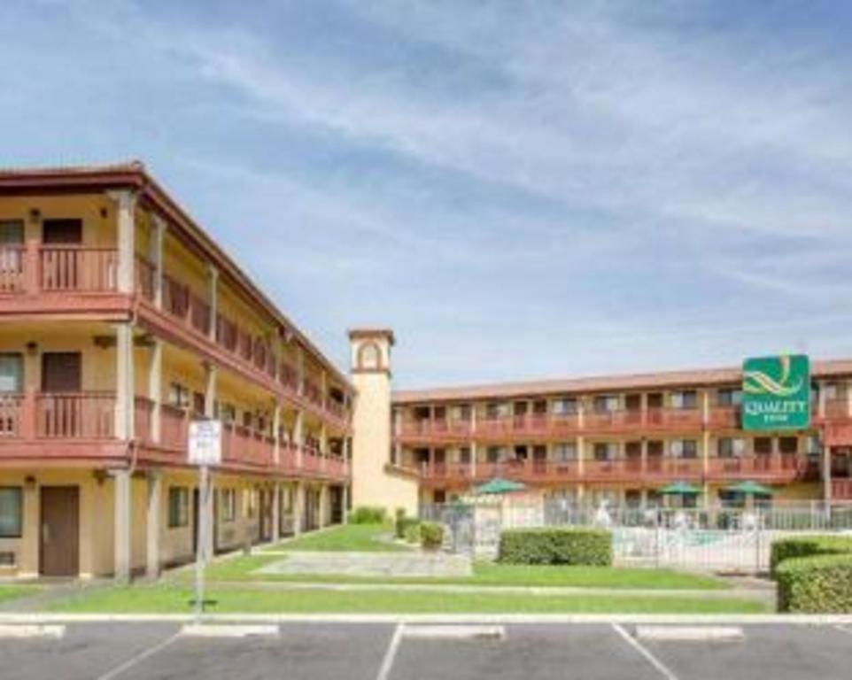 Quality Inn San Bernardino Exteriör bild
