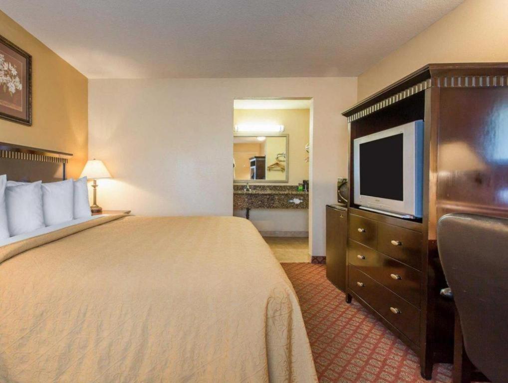 Quality Inn San Bernardino Exteriör bild